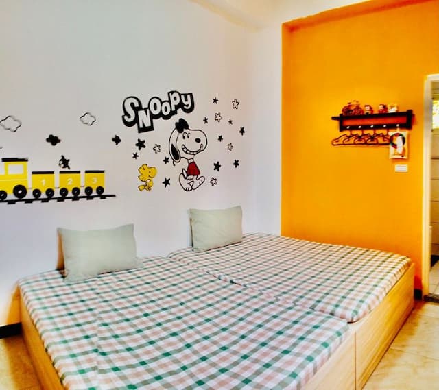 史努比主題房型  每間房型均設 二人房 /四人房