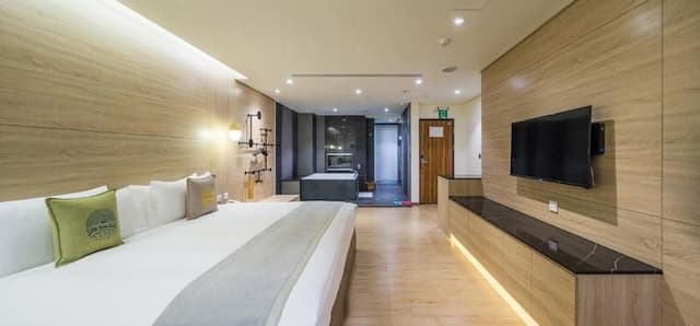 天成文旅-繪日之丘｜親子友善-高級加大雙人床房-4