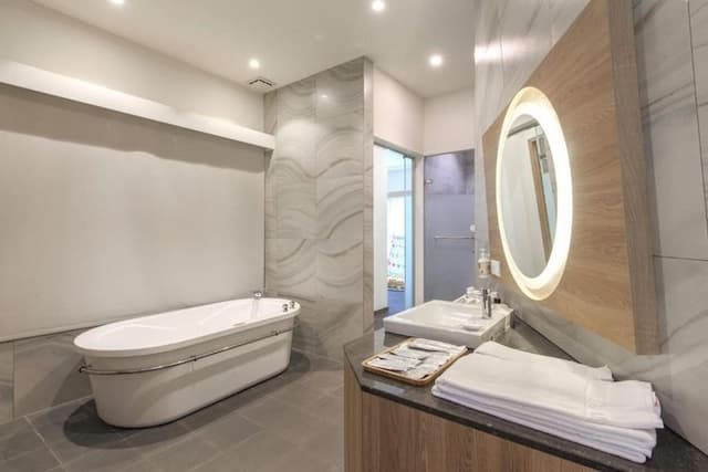 天成文旅-繪日之丘｜親子友善-豪華家庭房-5