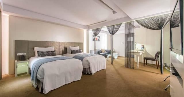 Forward Hotel Taipei Nangang-Forward Suite - Twin Bed-1