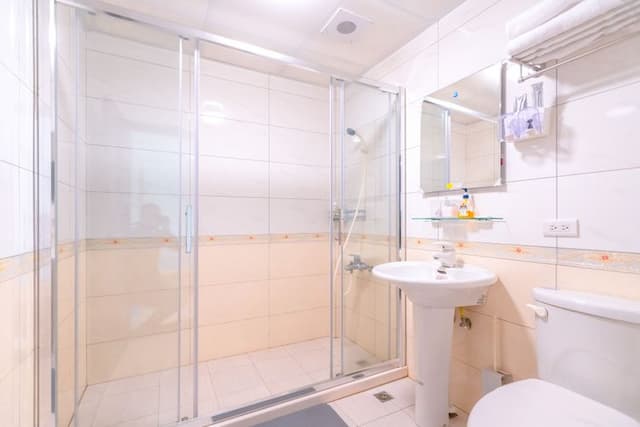 林居民宿-精品大床套房 - B202-4