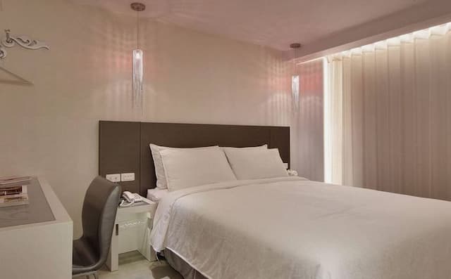 Forward Hotel Taipei Nangang-Standard Room (windowless)(without breakfast)-4