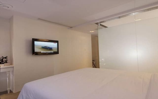 Forward Hotel Taipei Nangang-Standard Room (windowless)(without breakfast)-3