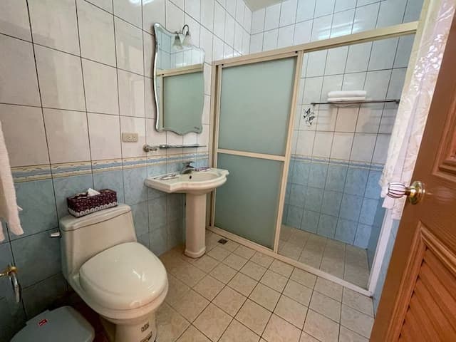 山上林園南投包棟民宿｜可選購34人包棟房型-四季房-春-6