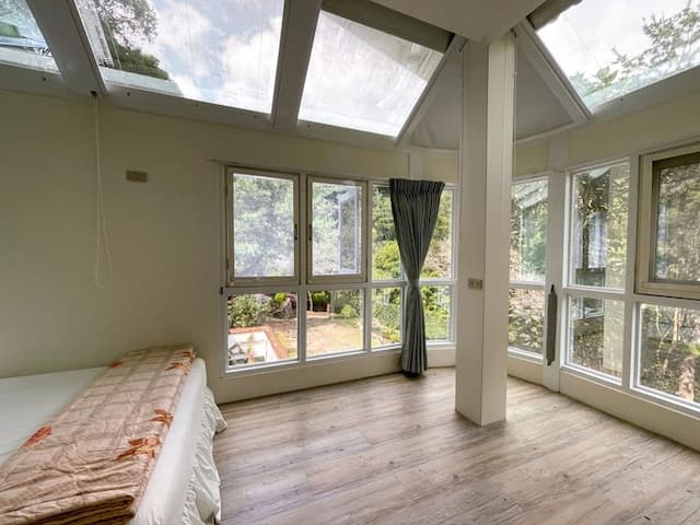 山上林園南投包棟民宿｜可選購34人包棟房型-四季房-春-3