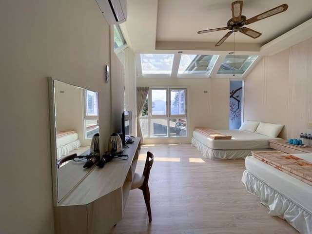 山上林園南投包棟民宿｜可選購34人包棟房型-四季房-夏-3