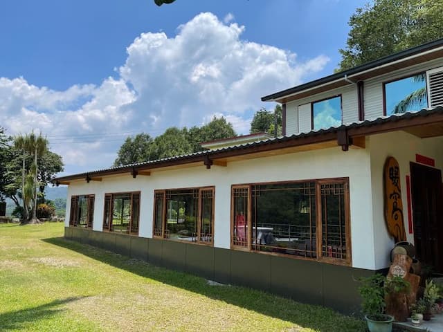 山上林園南投包棟民宿｜可選購34人包棟房型-四季房-秋-5