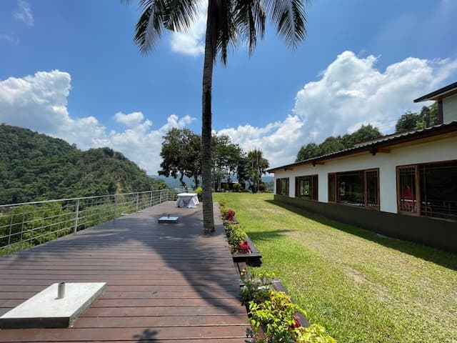 山上林園南投包棟民宿｜可選購34人包棟房型-四季房-冬-6