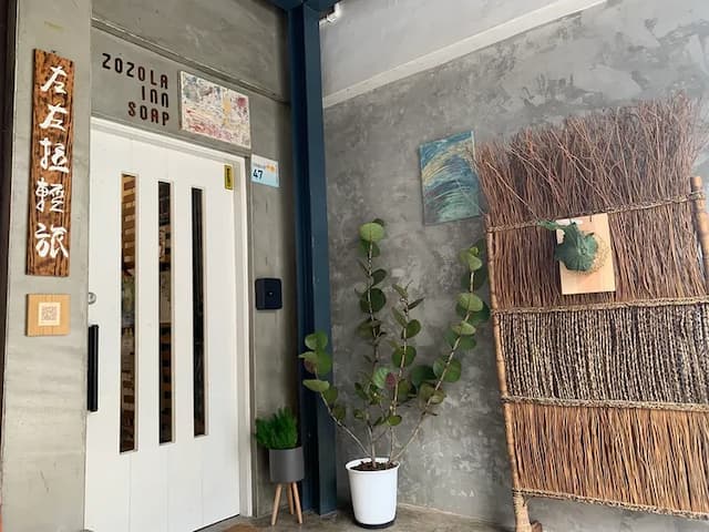 左左拉輕旅-標準雙人房－附陽台-10