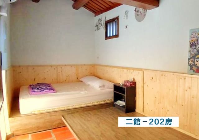 珠山娜一家-二館－秋水房-1