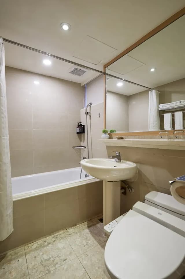 K Hotel Taipei I-Suite Room-12