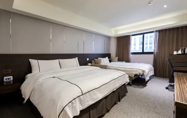 K Hotel Taipei I-Superior Triple Room-1