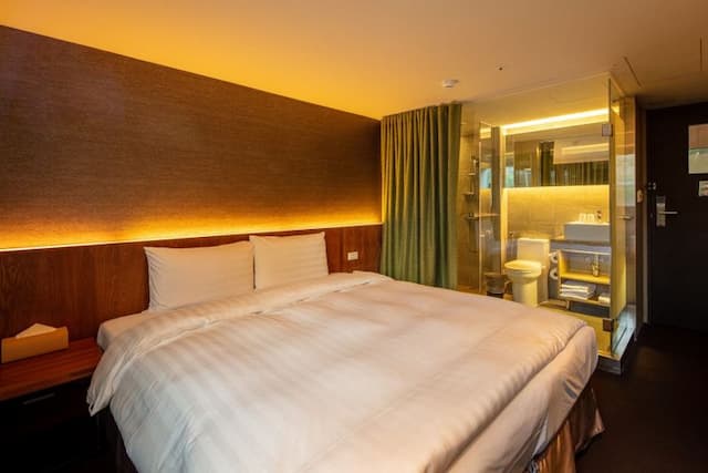 谷墨商旅-高級雙人房-2