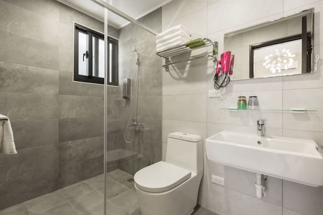 52菊島旅店-豪華四人房-5