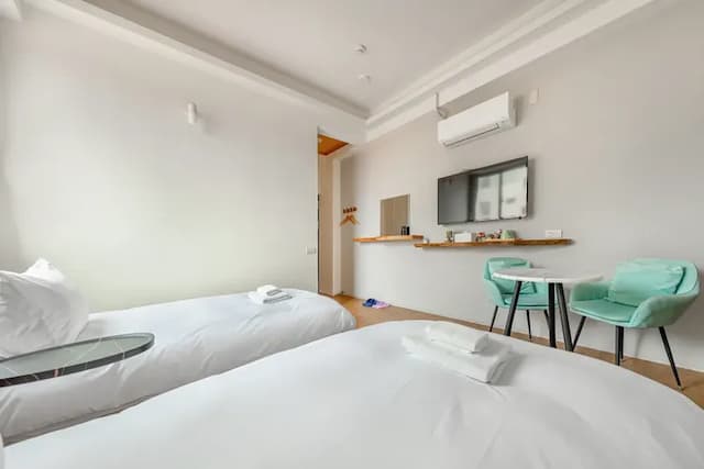 Fish Pointy B&B-Twin Room-4