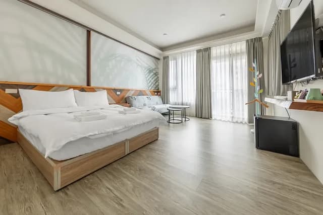 Fish Pointy B&B-Standard Double Room with Blacony-9