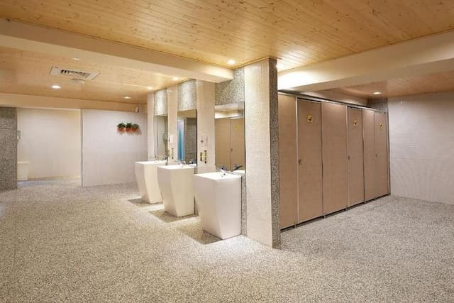 Ease Single Inn-Male Single Room with Shared Shower and Toilet-8