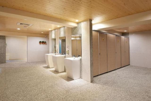 Ease Single Inn-Male Double Room with Shared Shower and Toilet-5