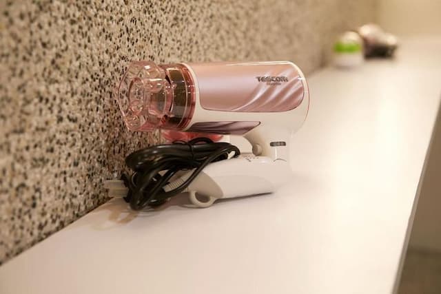 Ease Single Inn-Female Double Room with Shared Shower and Toilet-7