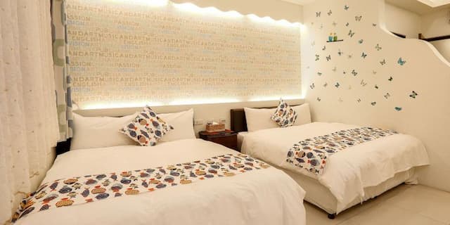 LUCKY STAR B&B HOSTEL-201 Quadruple Room-1