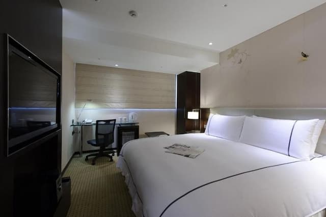 K Hotel Dunnan-Business Double Room-4