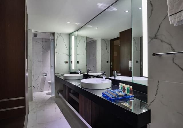 K Hotel Dunnan-K Deluxe Double Room-8