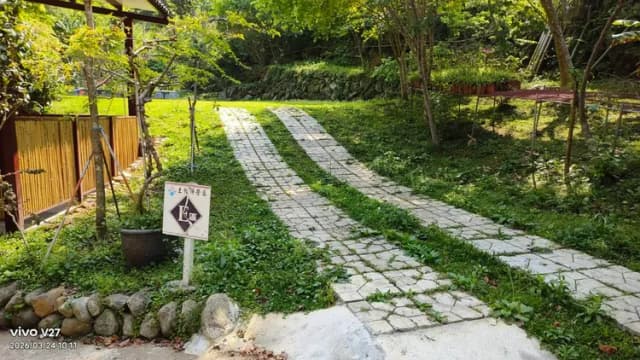 土牧驛健康農莊 | 獨家85折起！頂級原木小木屋、清澈溪流戲水、深山森林浴-【土牧驛營區】自搭帳E區營位4帳_包區-2