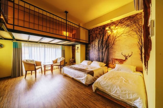 La Fleur BnB & Restaurant-Swiss Style Deluxe Family Room-1