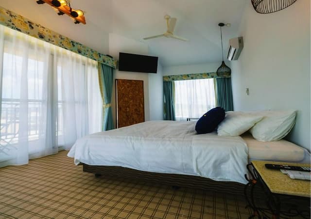 La Fleur BnB & Restaurant-Family Penthouse-4