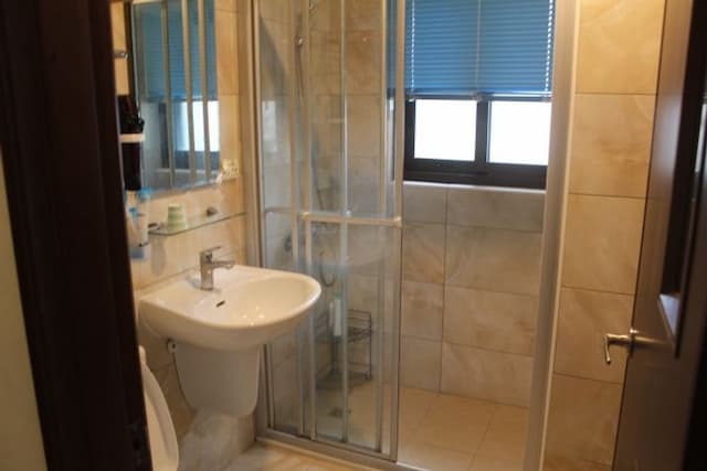 翡翠金鑽二館-豪華3人房景觀-4