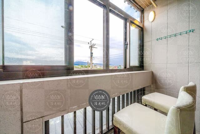 匯沄居民宿 |  專業咖啡x田園景緻-時尚簡約10人房附大陽台-9