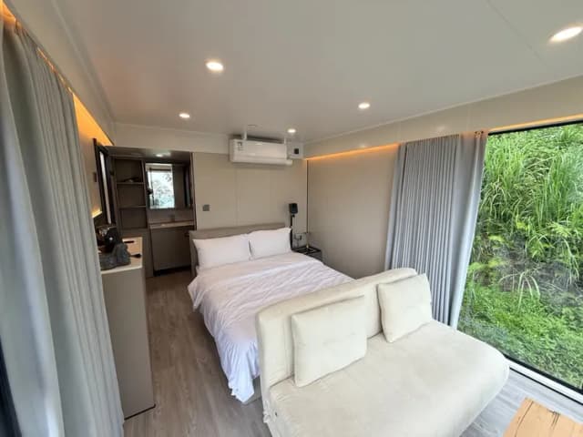 尖石森夜藏星免搭帳露營區｜全新上架！景觀露營車、獨立衛浴、雲海星空秘境-太空艙 B-1