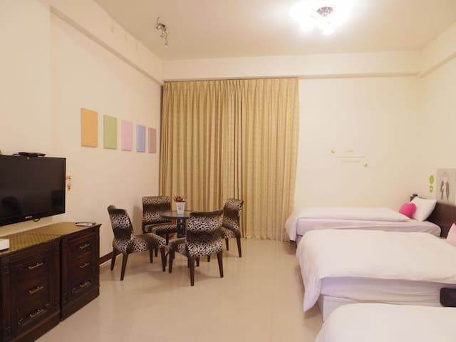 Taitung LOVE Hostel-Comfortable 4-person Room (one person and one bed)-4