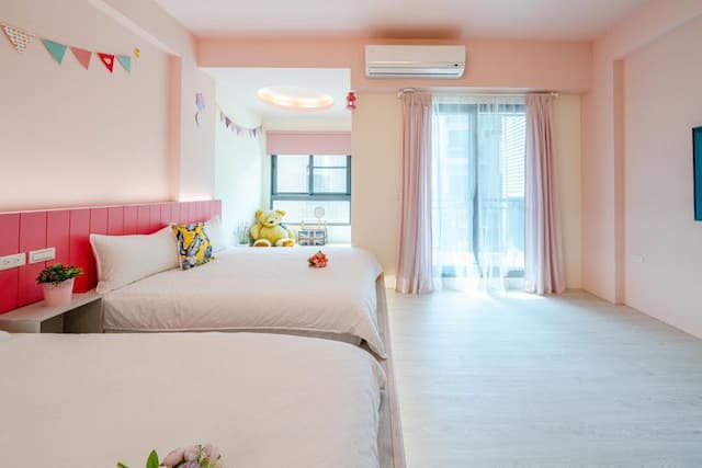 Long Time B&B-粉紅泡泡四人房-2
