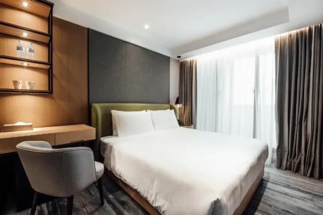 【High Speed Rail Holiday】2-day free travel at Kaohsiung Junyi Hotel-Superior Double (with Breakfast) (July-September)-1