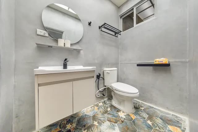 Lane 32-Standard Double Room-101-13