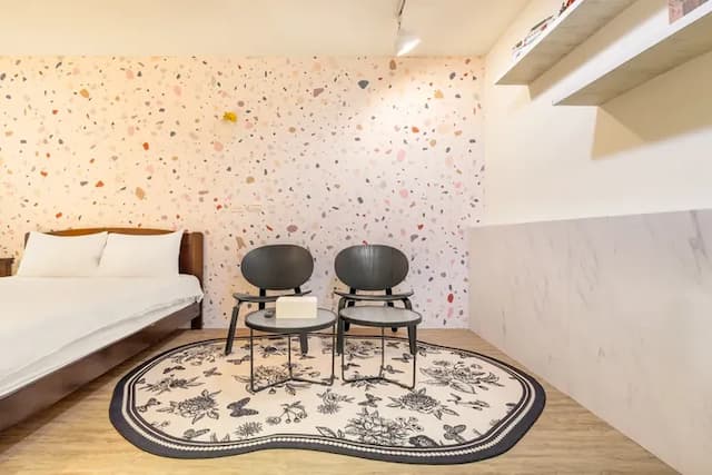 Lane 32-Standard Double Room-101-6