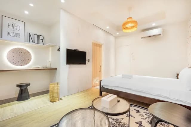 Lane 32-Standard Double Room-101-5