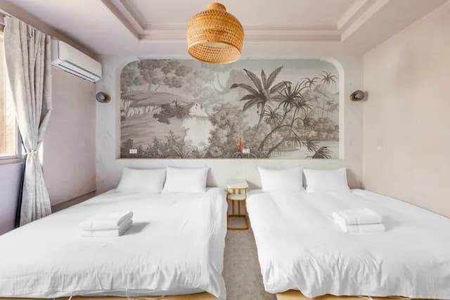 Lane 32-Standard Twin Room-201-9