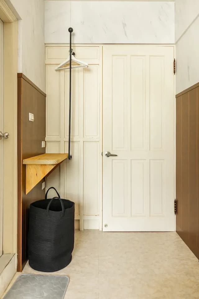 Lane 32-Superior Twin Room-301-12