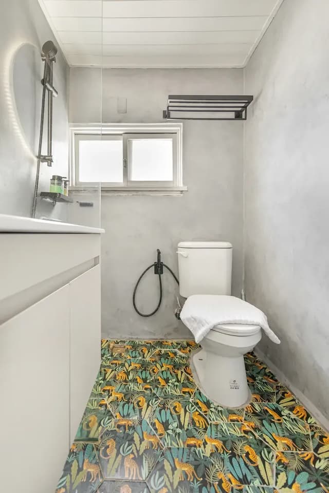 Lane 32-Classic Quadruple Room-401-11