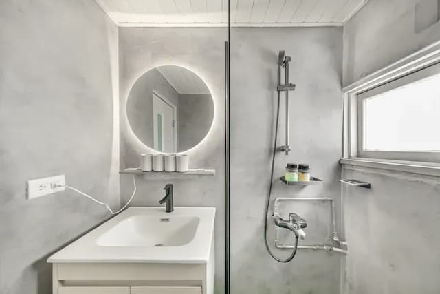 Lane 32-Classic Quadruple Room-401-12