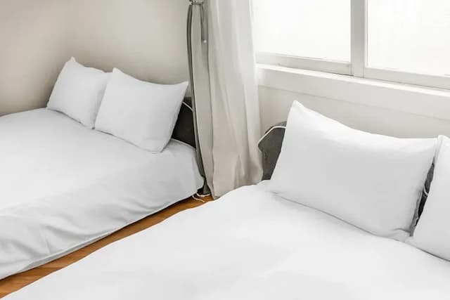 Lane 32-Classic Quadruple Room-401-10