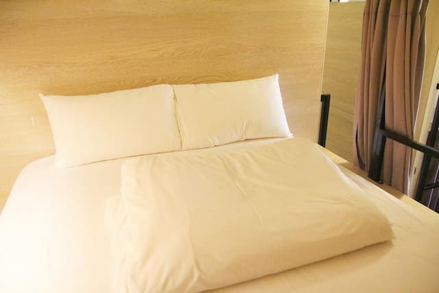 星盒青年旅館-雙人混合背包客房-3