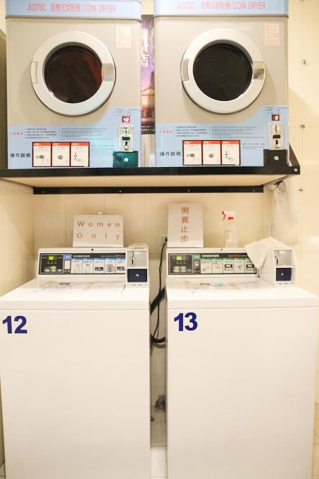 星盒青年旅館-雙人混合背包客房-8