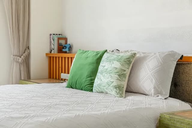 白水木民宿-高級特大雙人床房-8