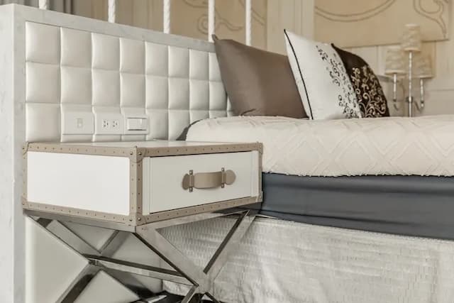 白水木民宿-豪華特大雙人床房-11