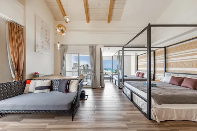 白水木民宿-頂級四人房-1