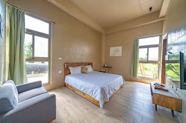 CHING HO YUAN HOUSE-Quadruple Room-302-8