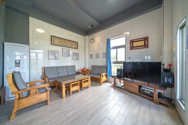 CHING HO YUAN HOUSE-Quadruple Room-302-6
